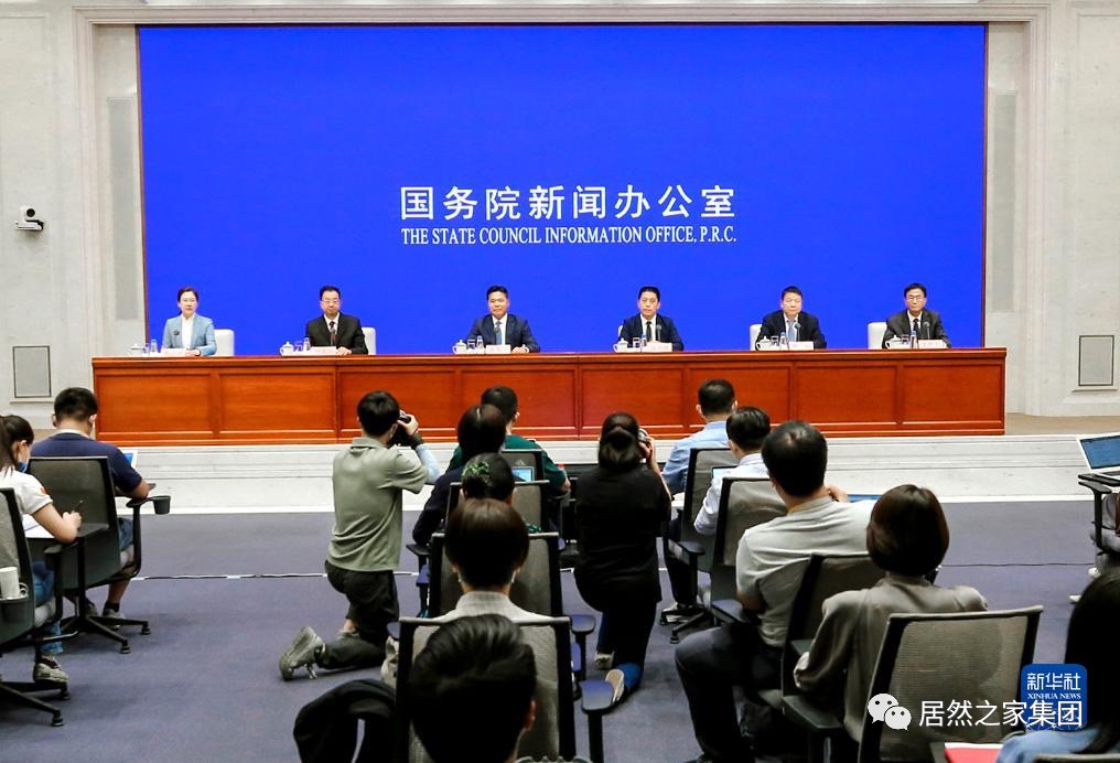 响应国度政策号召，，，，，，，，PG赏金女王之家结合喜临门引领家居消费升级