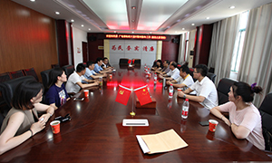 情系穷困户 PG赏金女王之家安徽益阳店慰问暖人心